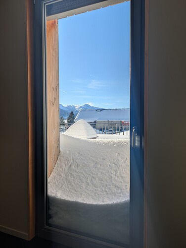 Vue de ma fenêtre sur le Vercors enneigé !